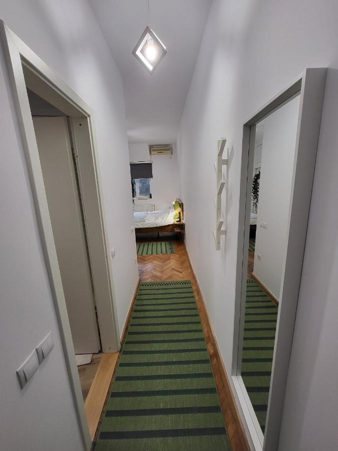 Cozy Old Town Apartments - Lipscani Bucharest Exterior photo